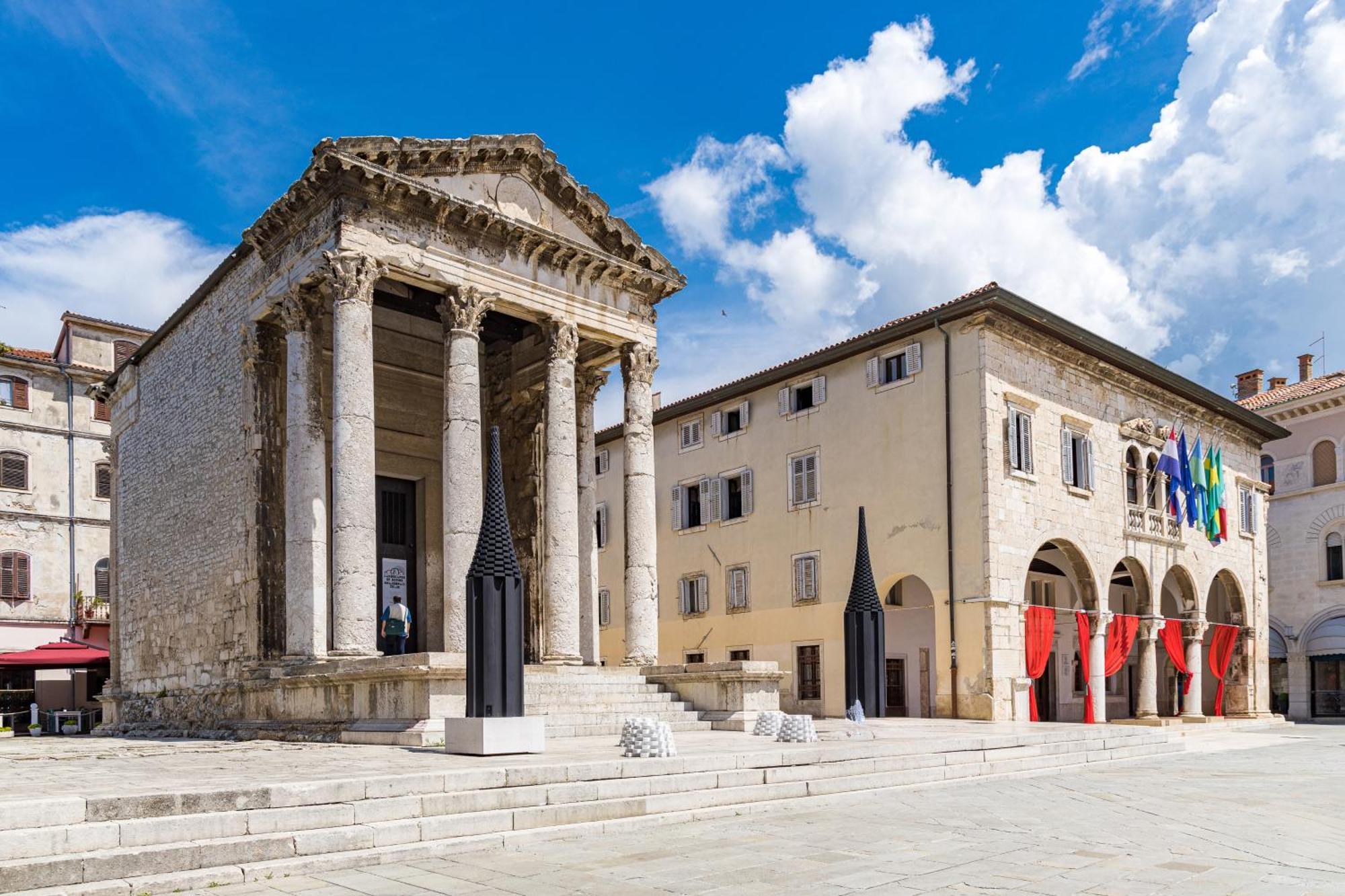 Augustus Forum View PUY Eksteriør bilde